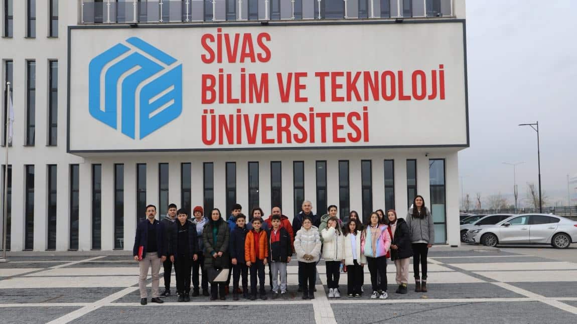 Öğrencilerimiz Sivas Bilim ve Teknoloji Üniversitesini Ziyaret Etti.